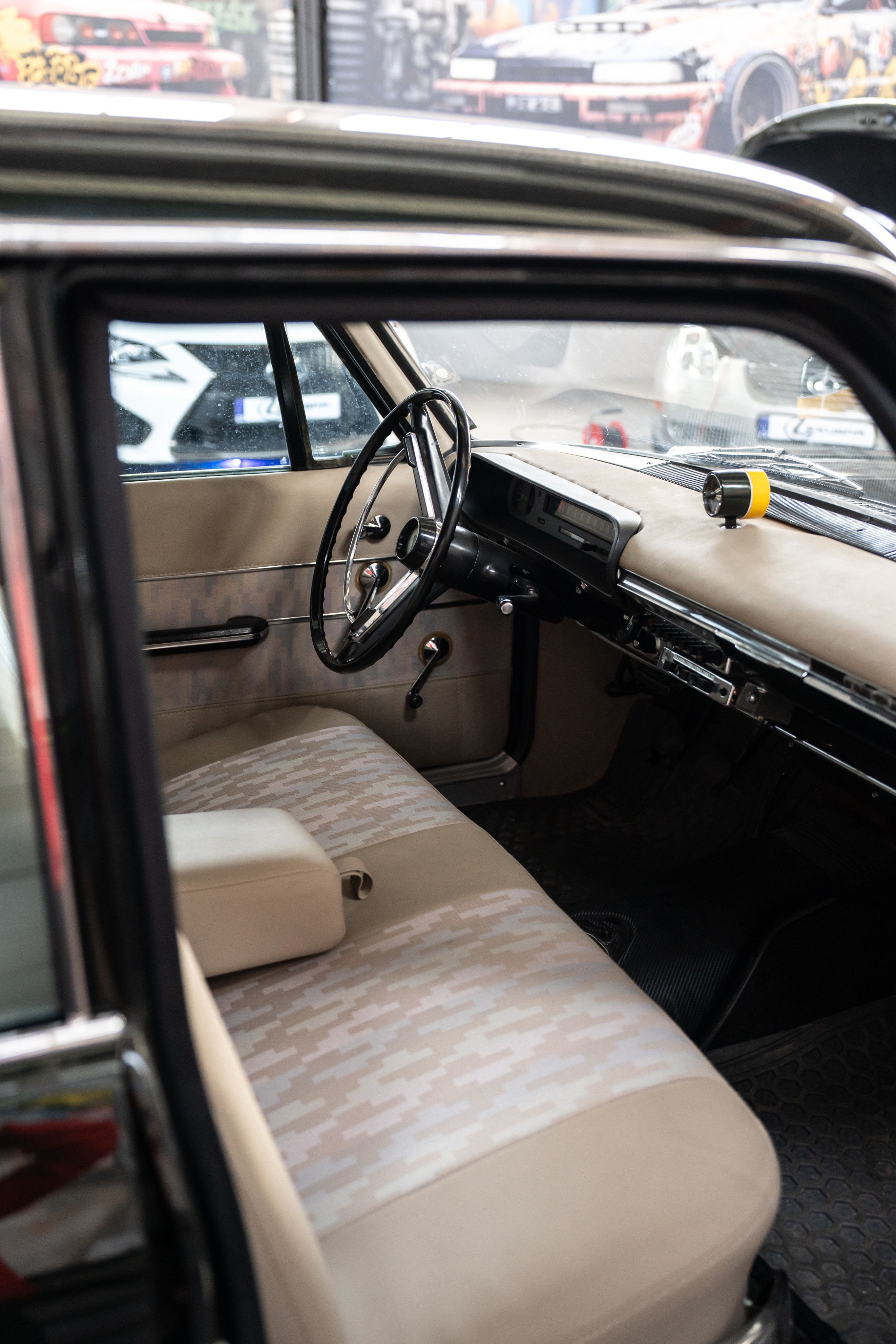 Lexuspa - Toyota Crown Deluxe
