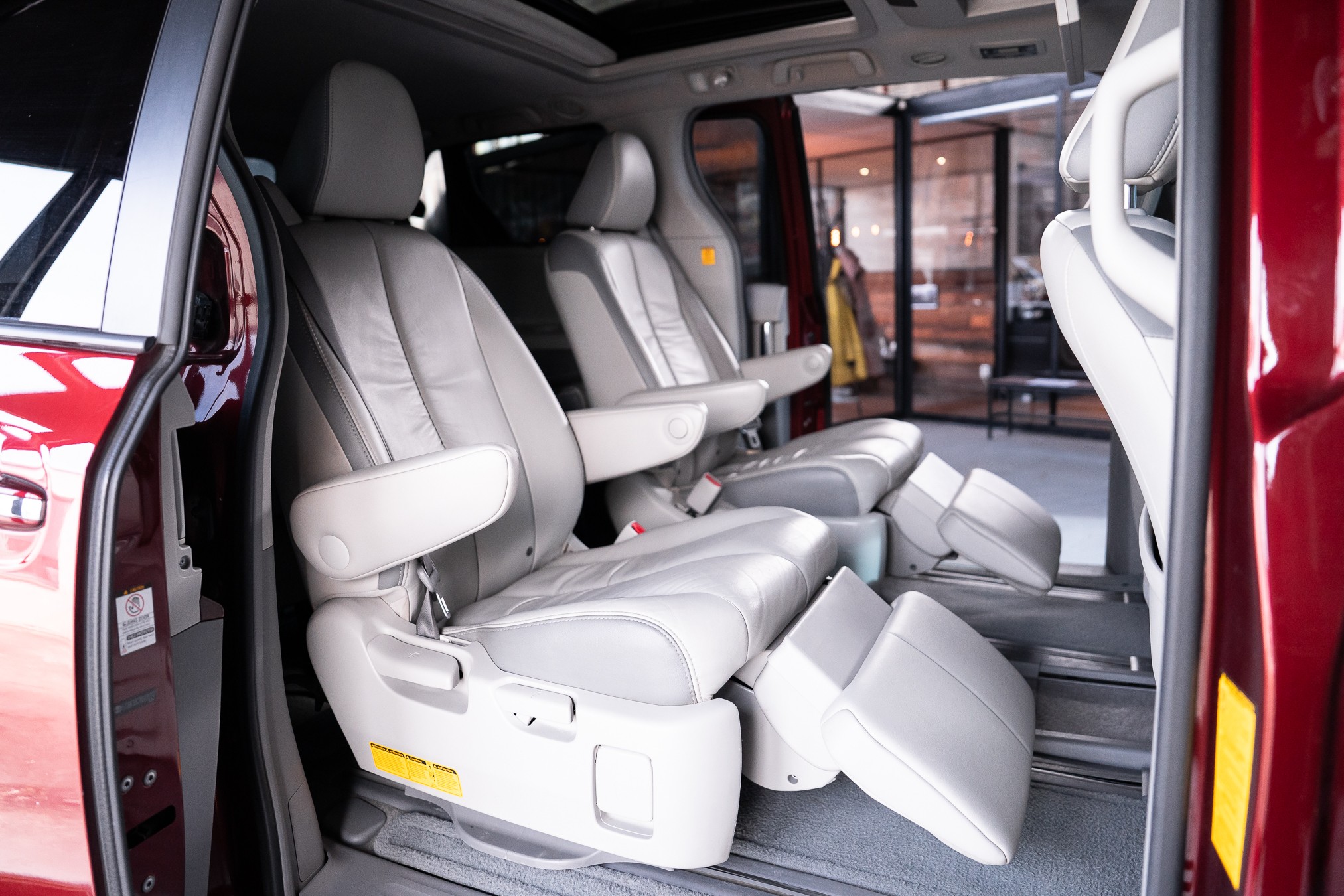 Lexuspa - Toyota Sienna 4x4
